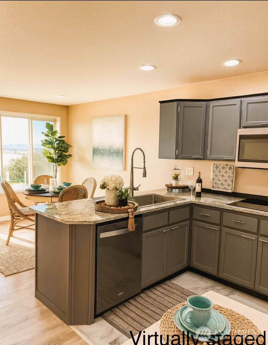 Blaine, Washington, 98230, United States, 2 Bedrooms Bedrooms, ,2 BathroomsBathrooms,Residential,For Sale,1896205