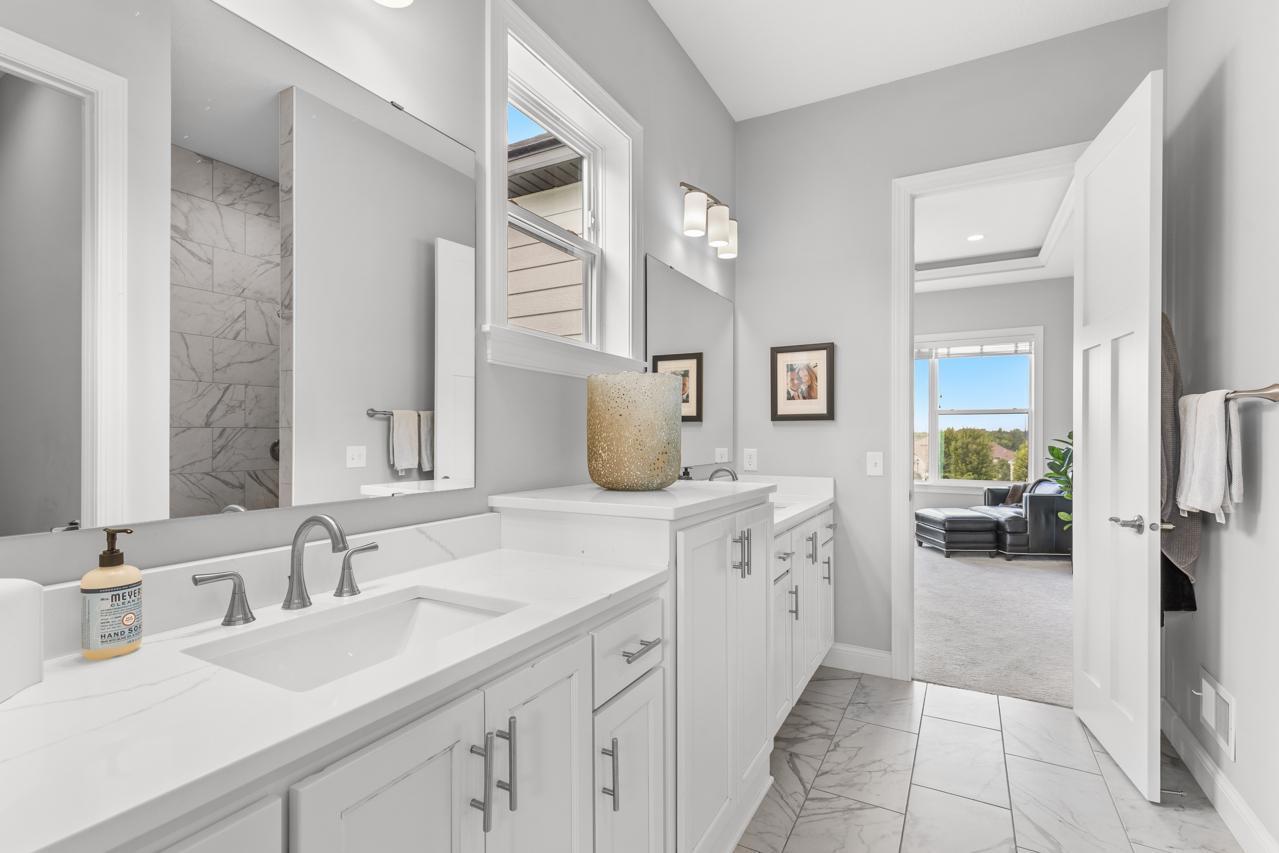 Eden Prairie, Minnesota, 55347, United States, 4 Bedrooms Bedrooms, ,2 BathroomsBathrooms,Residential,For Sale,1939536