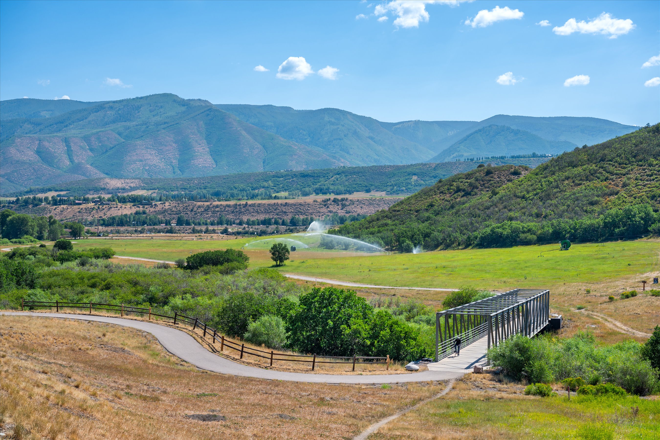  Two Private Acres in Brush Creek Village - 物件實景