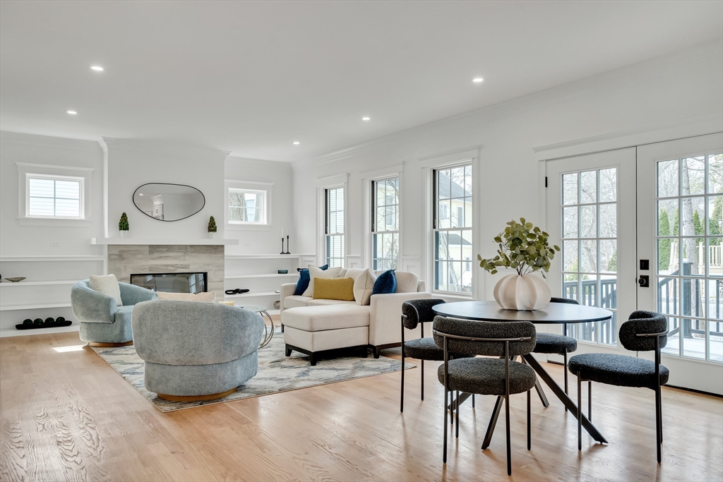 Lexington, Massachusetts, 02420, United States, 5 Bedrooms Bedrooms, ,6 BathroomsBathrooms,Residential,For Sale,1995859