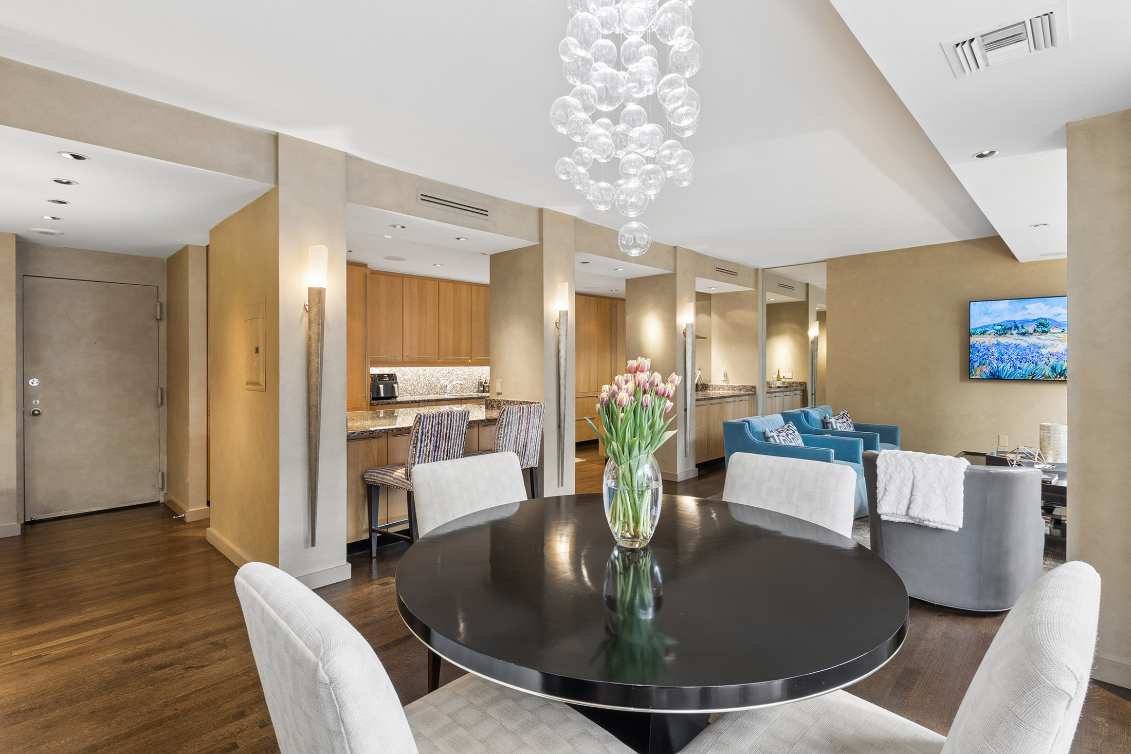  Embrace Midtown Living at Colony House - 物件實景