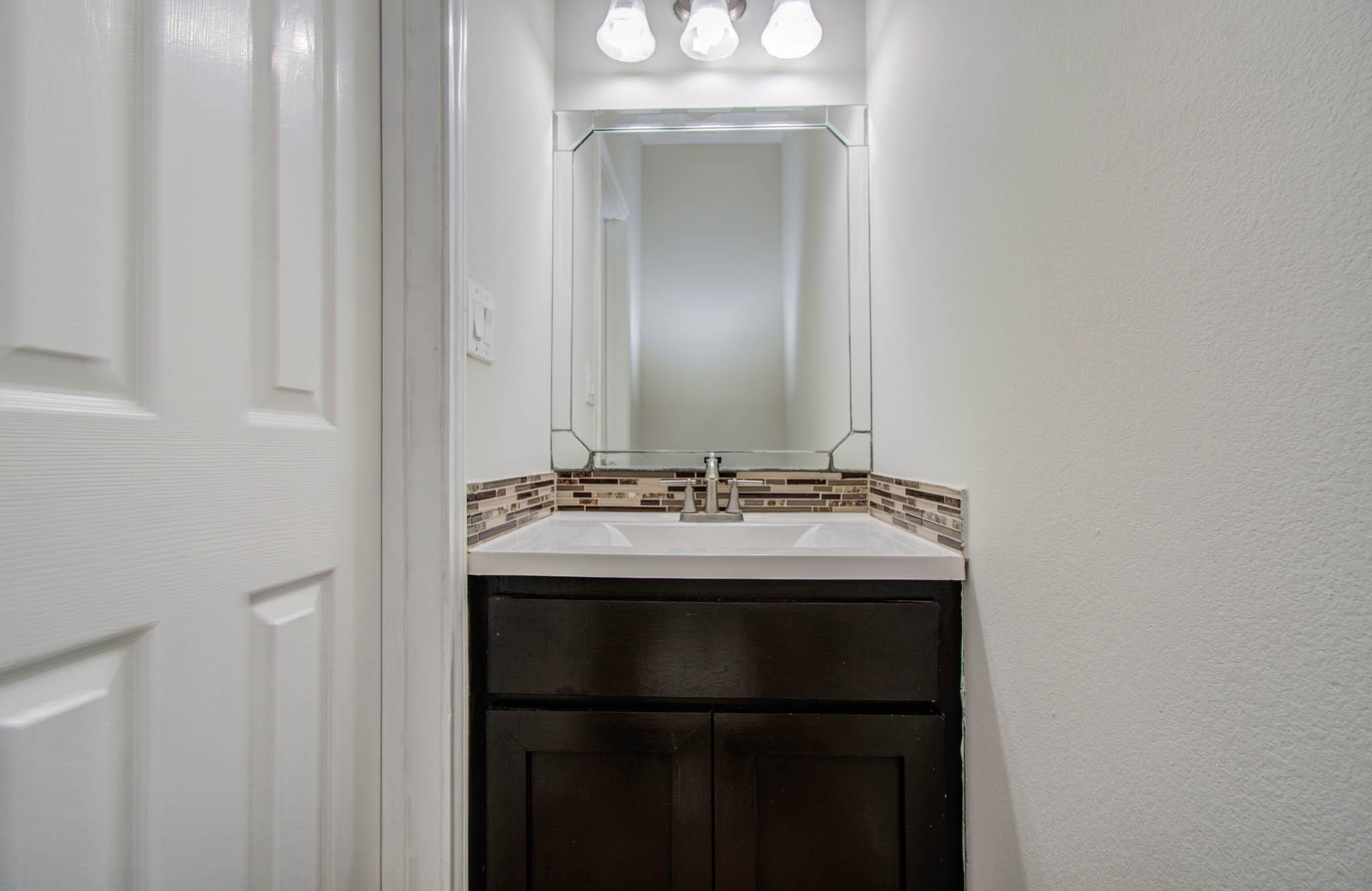 Houston, Texas, 77031, United States, 7 Bedrooms Bedrooms, ,6 BathroomsBathrooms,Residential,For Sale,1983766