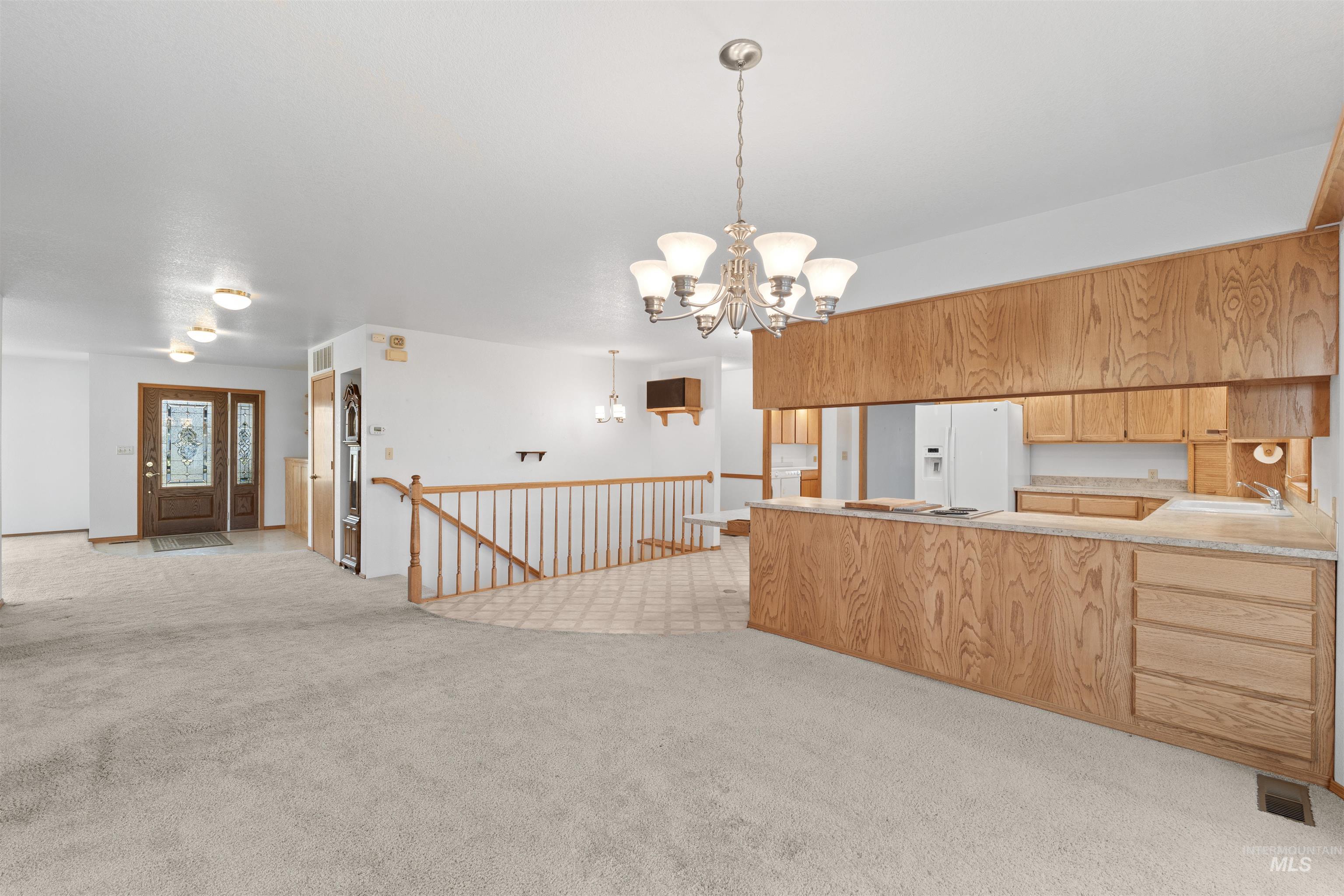 805 Broadway Street, Colton, Washington, 99113, United States, 3 Bedrooms Bedrooms, ,Residential,For Sale,805 Broadway Street,1653111
