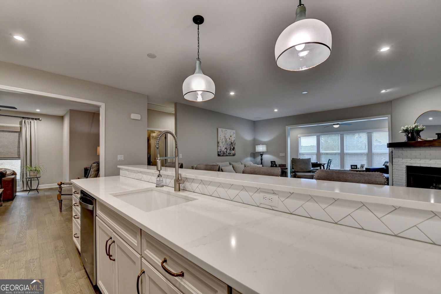 Greensboro, Georgia, 30642, United States, 2 Bedrooms Bedrooms, ,3 BathroomsBathrooms,Residential,For Sale,2017399