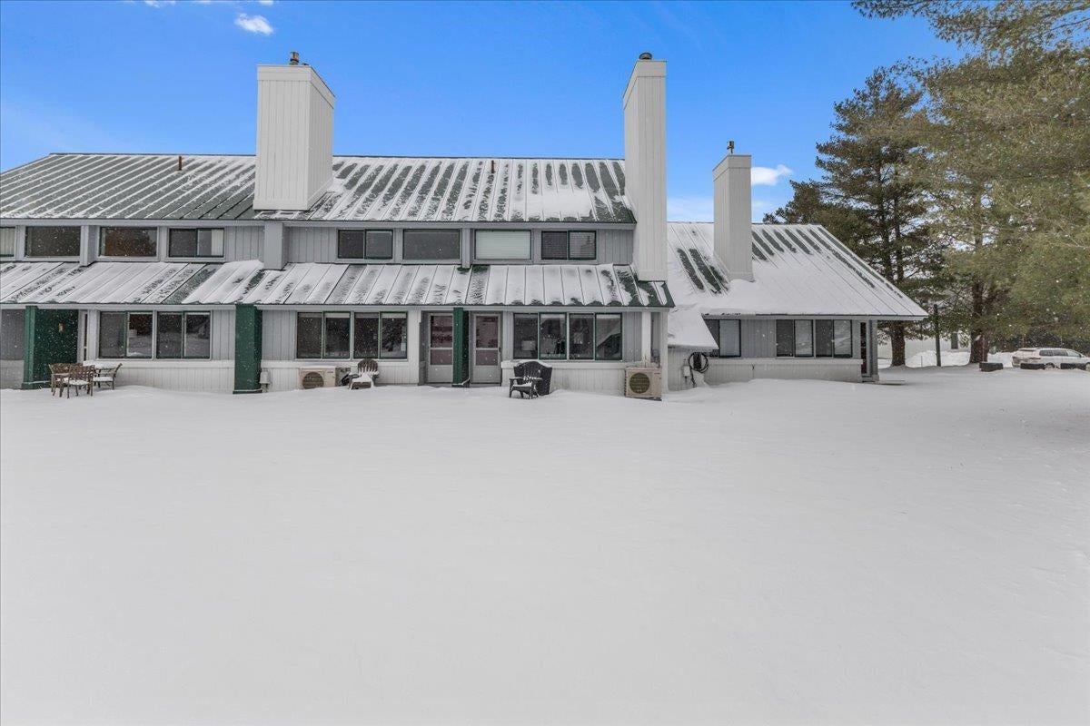 Stowe, Vermont, 05672, United States, 2 Bedrooms Bedrooms, ,2 BathroomsBathrooms,Residential,For Sale,1686552