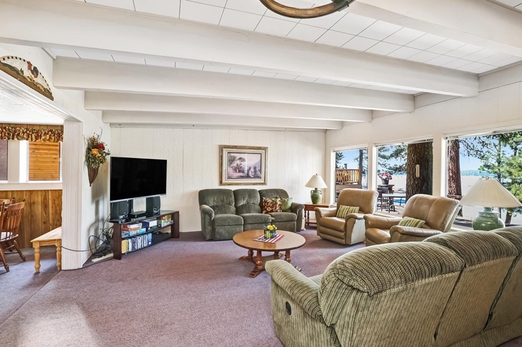 McCall, Idaho, 83638, United States, 4 Bedrooms Bedrooms, ,2 BathroomsBathrooms,Residential,For Sale,1825248