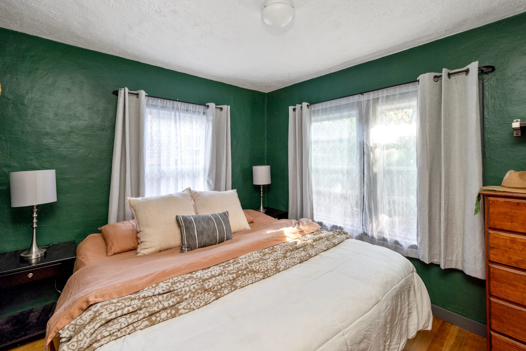  8250 NE BRAZEE ST Portland, OR 97220 - 物件實景