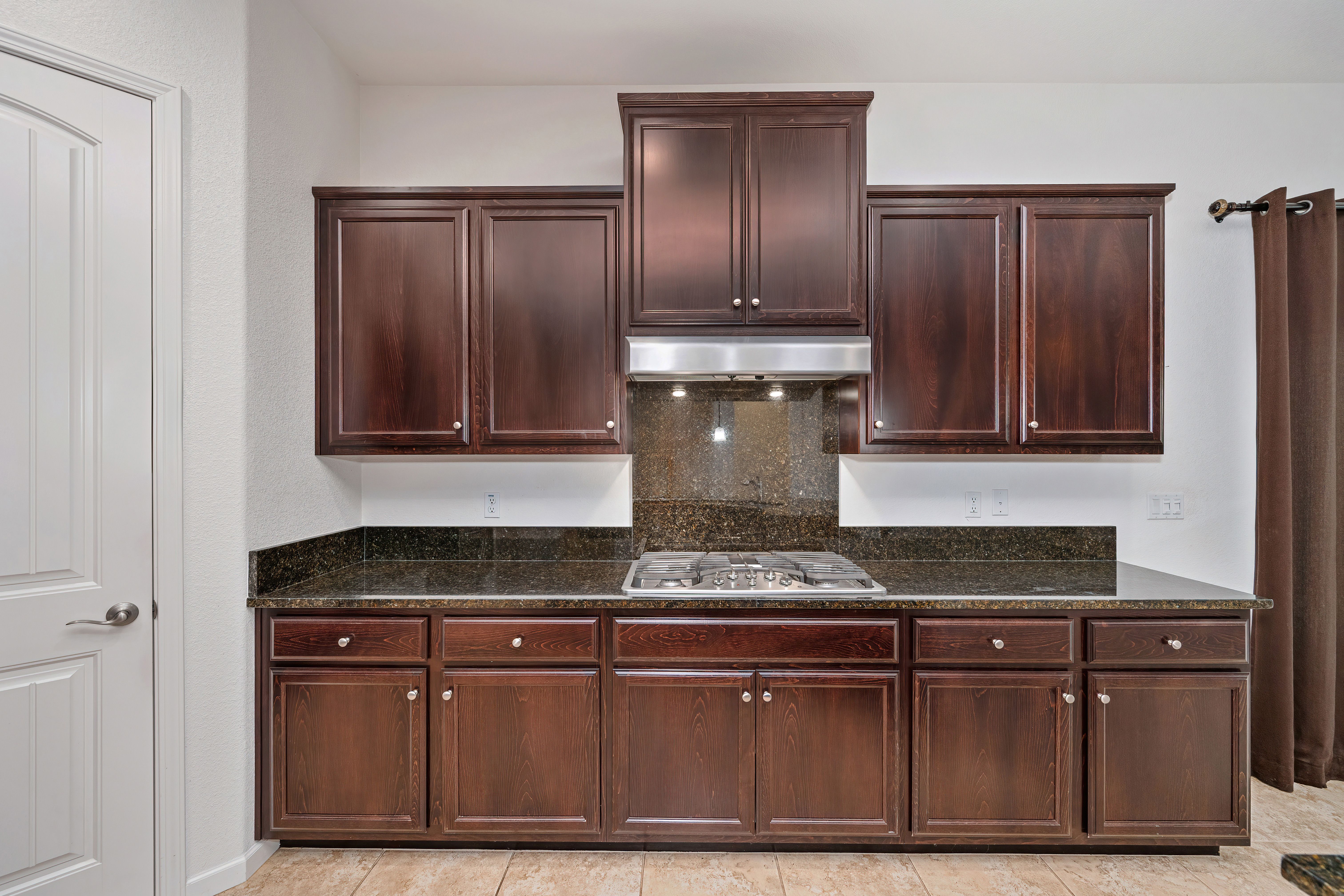  3911 Don River Lane, Sacramento, CA 95834 - 物件實景