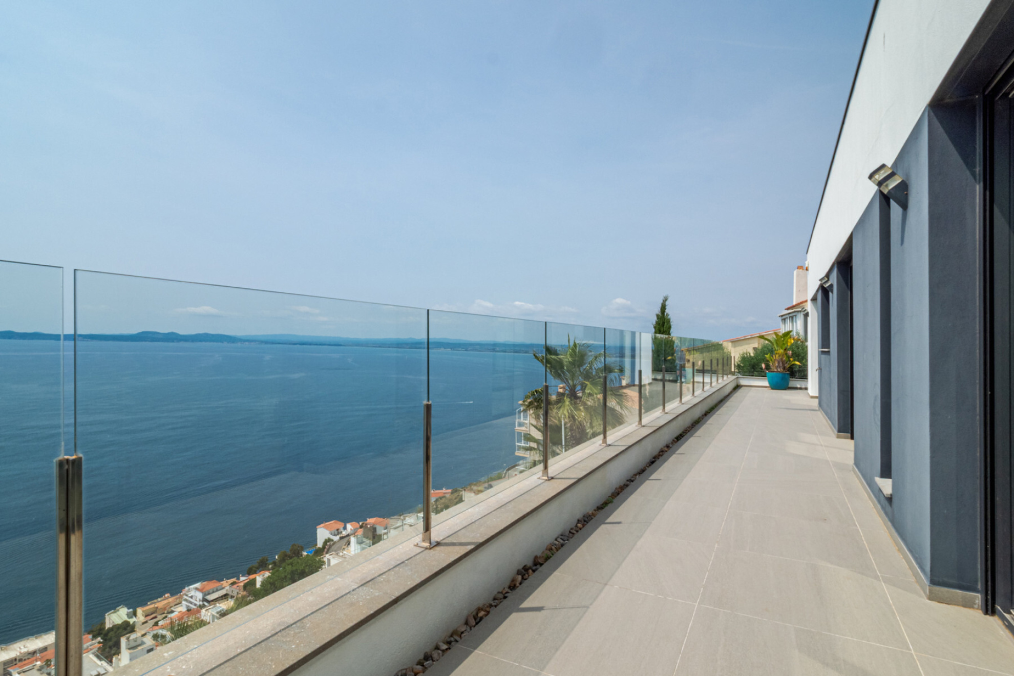  Exclusive modern villa with stunning views of the bay of Roses - 物件實景