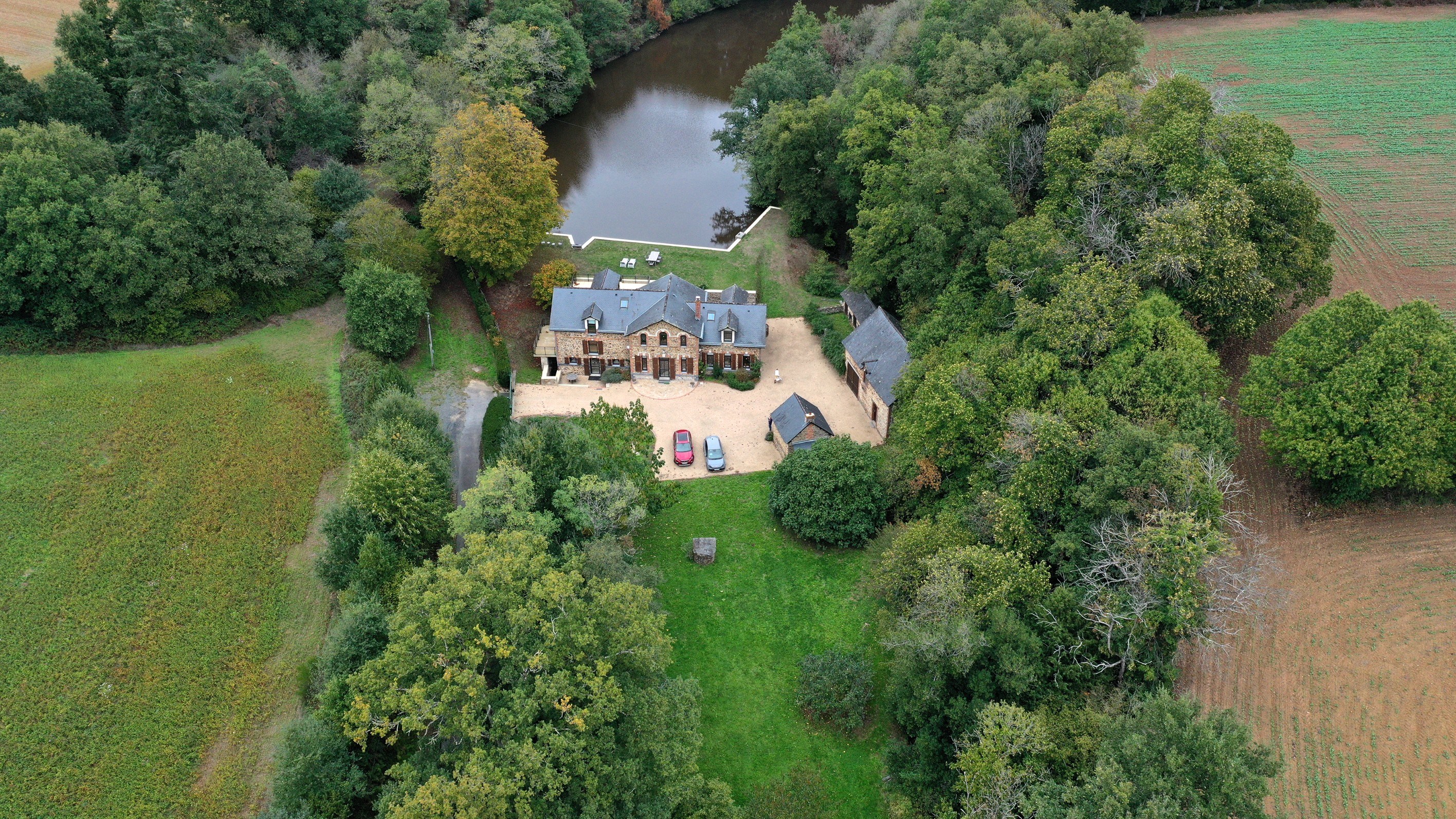  Historic Watermill Estate with Private Lake and 8.25 Hectares - 物件實景
