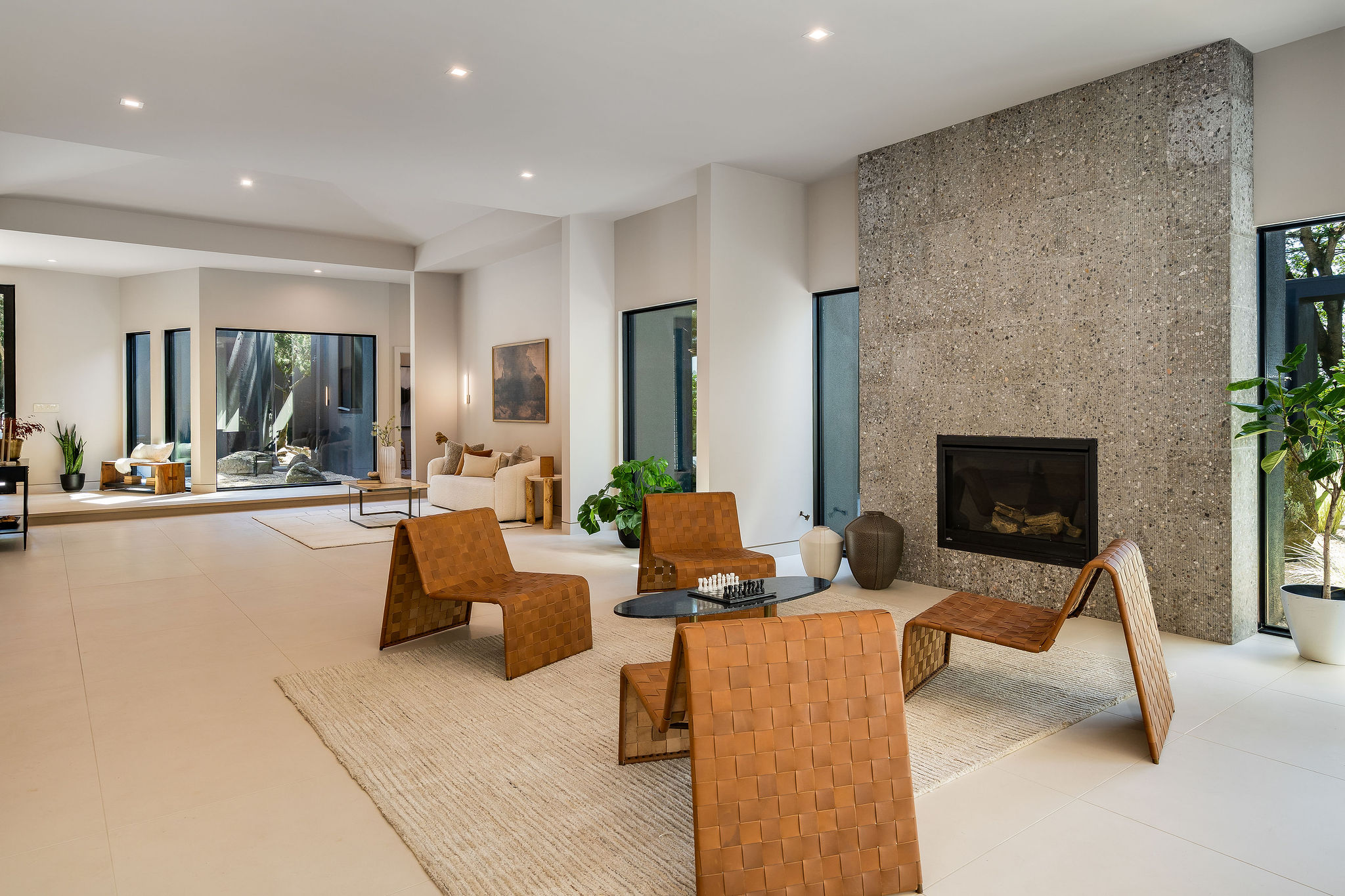  5645 Bacon Road - 物件實景