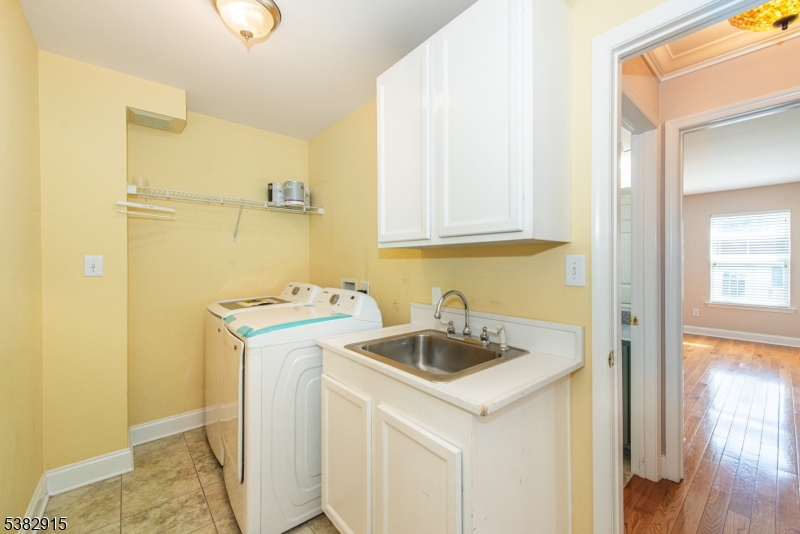 Washington Boro, New Jersey, 07882, United States, 4 Bedrooms Bedrooms, ,3 BathroomsBathrooms,Residential,For Sale,1947065