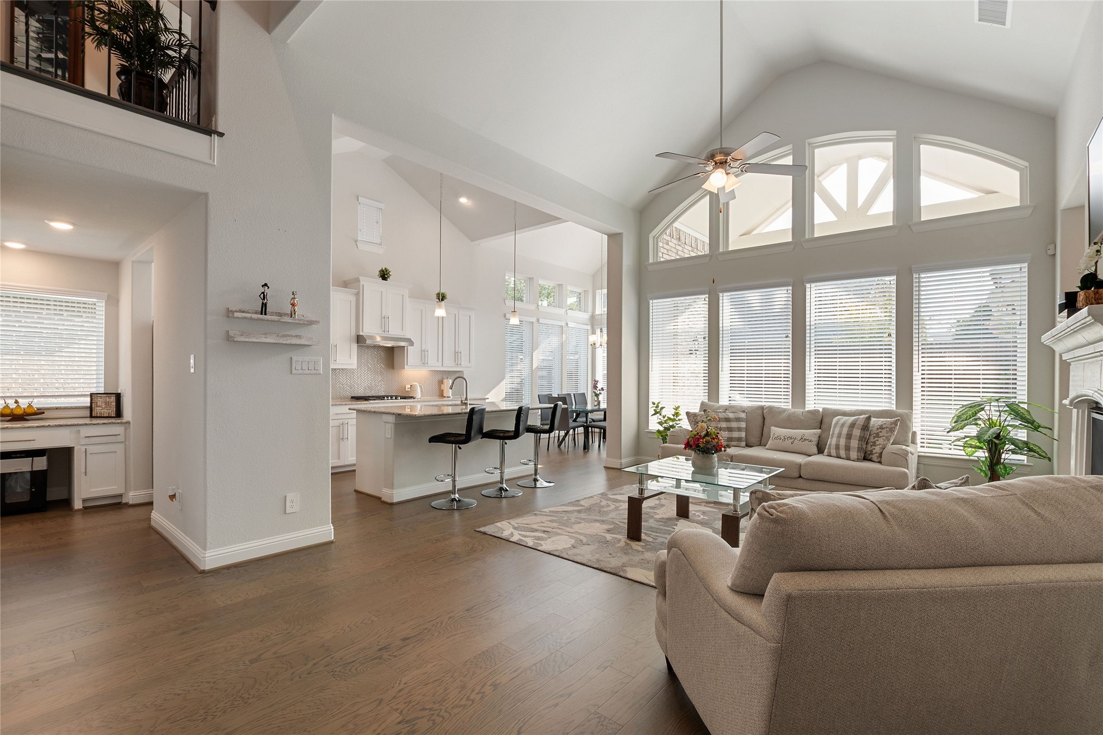 Fort Worth, Texas, 76262, United States, 5 Bedrooms Bedrooms, ,4 BathroomsBathrooms,Residential,For Sale,1917632