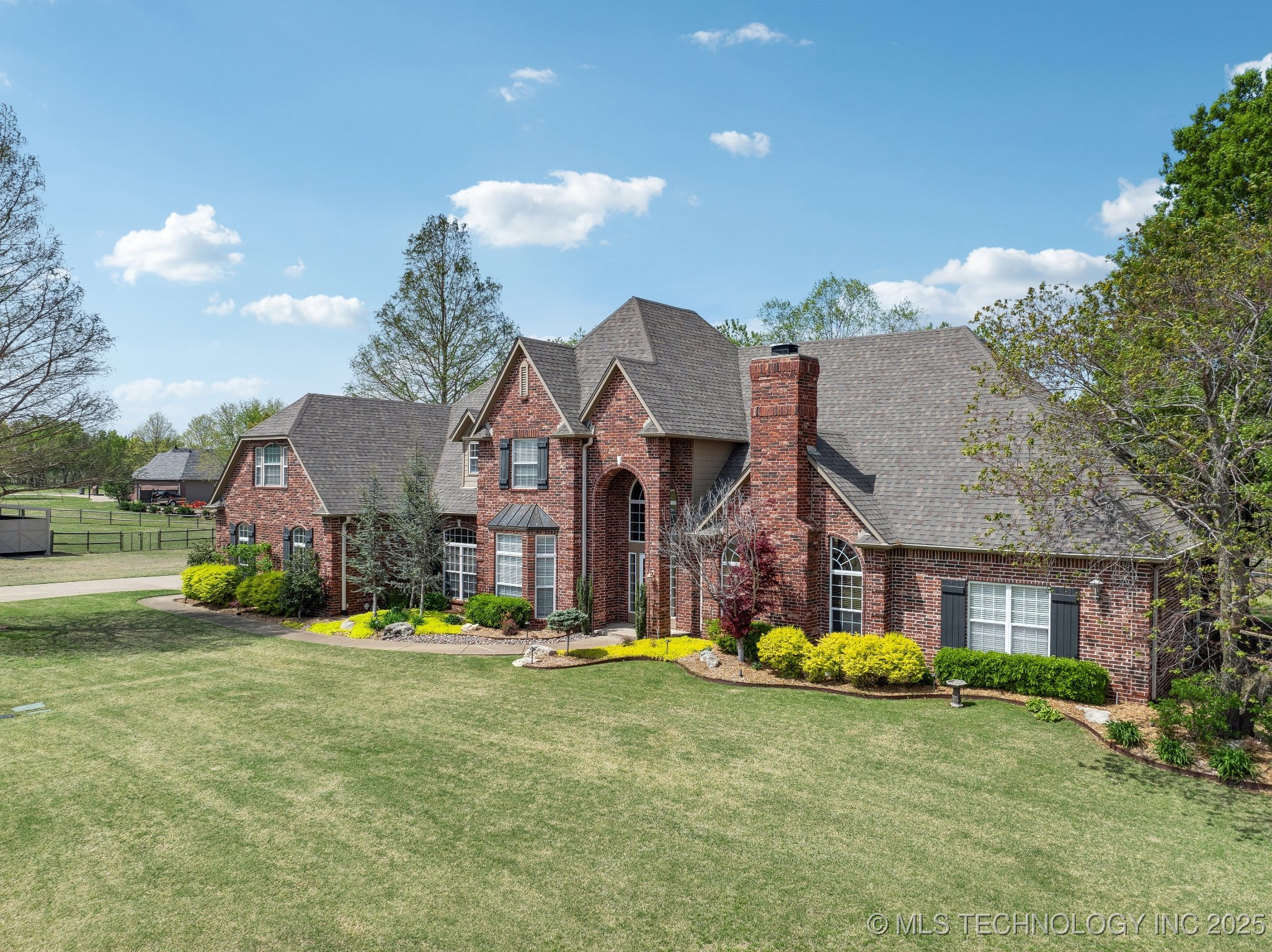 Claremore, Oklahoma, 74019, United States, 4 Bedrooms Bedrooms, ,4 BathroomsBathrooms,Residential,For Sale,1770559
