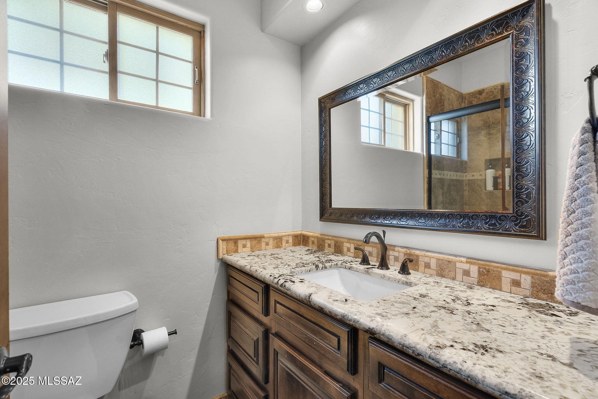 Nogales, Arizona, 85621, United States, 4 Bedrooms Bedrooms, ,7 BathroomsBathrooms,Residential,For Sale,1975895