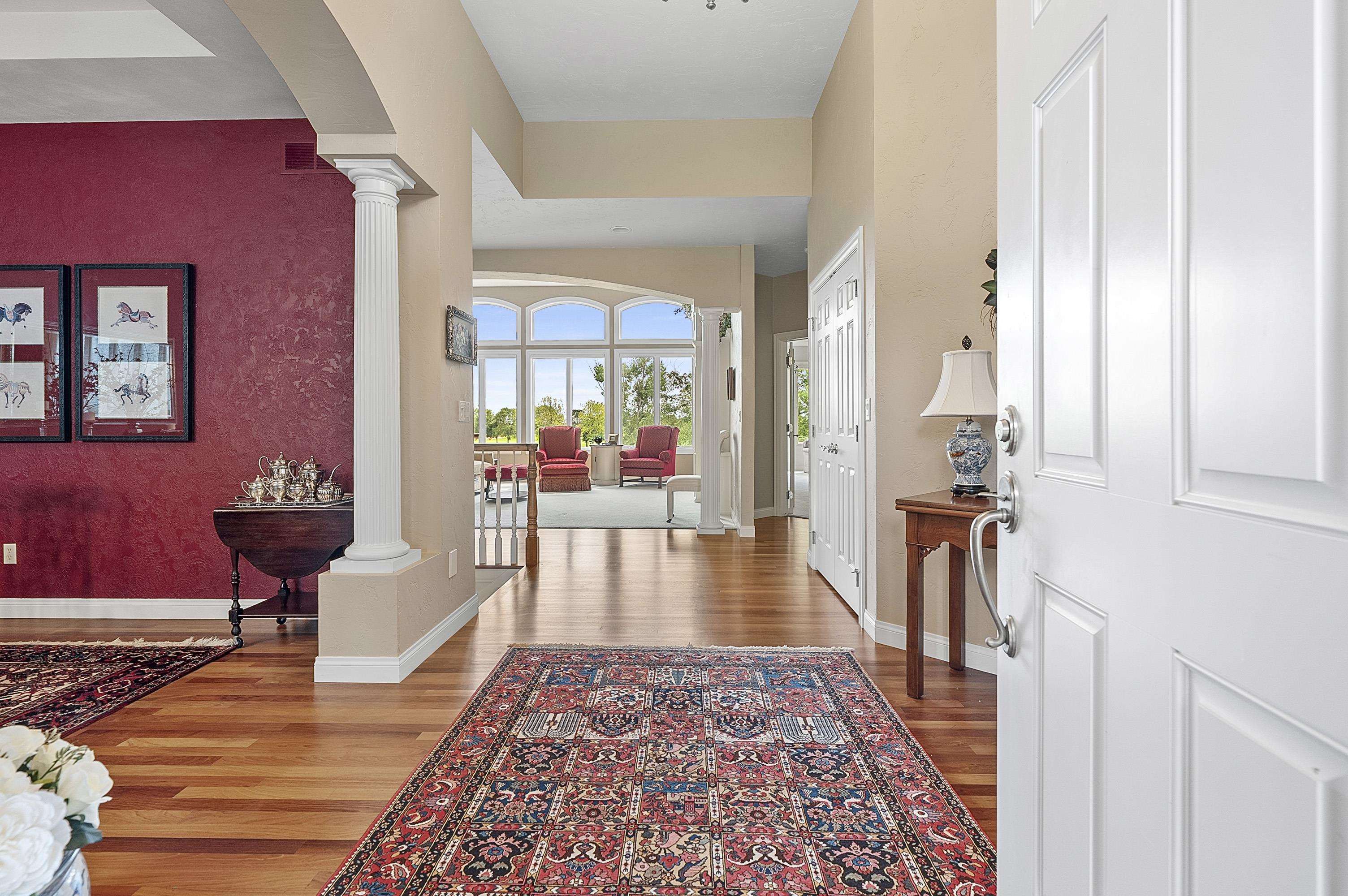 NEENAH, Wisconsin, 54956, United States, 3 Bedrooms Bedrooms, ,3 BathroomsBathrooms,Residential,For Sale,1927222