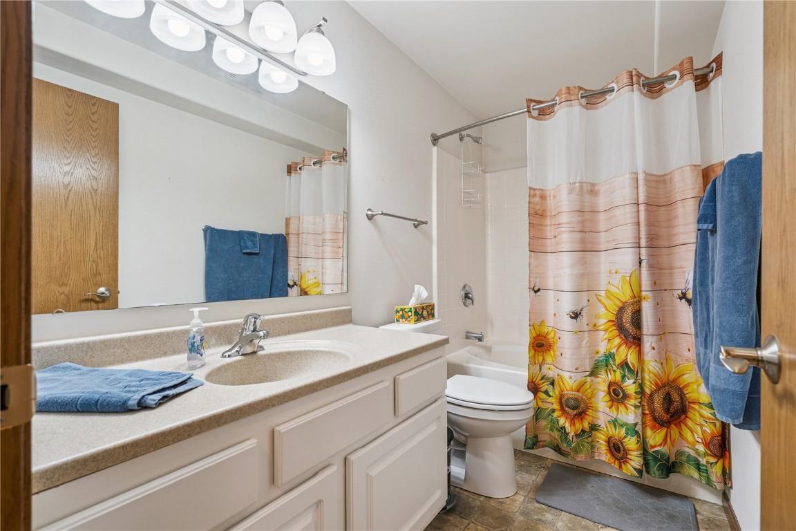 North Liberty, Iowa, 52317, United States, 3 Bedrooms Bedrooms, ,3 BathroomsBathrooms,Residential,For Sale,1979830