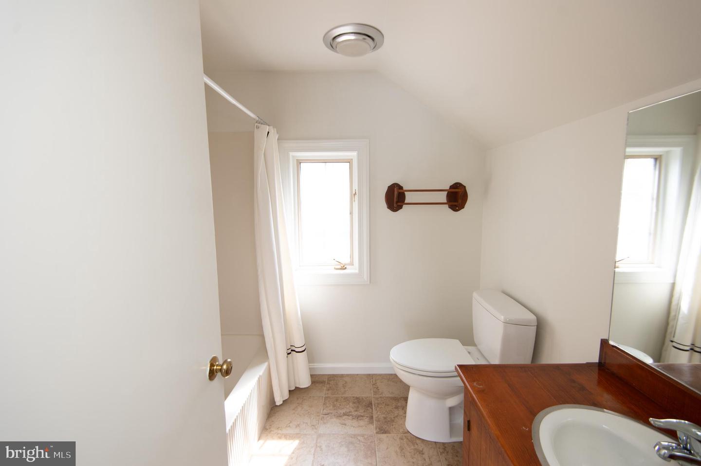 Royal Oak, Maryland, 21662, United States, 3 Bedrooms Bedrooms, ,4 BathroomsBathrooms,Residential,For Sale,1991591