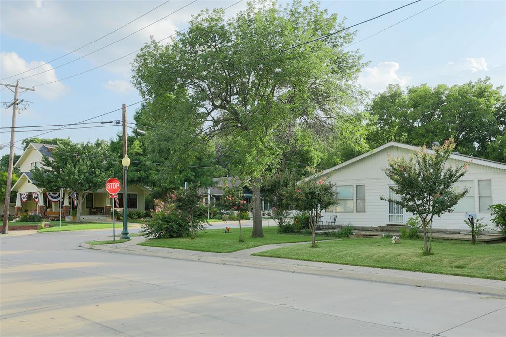 Grapevine, Texas, 76051, United States, 3 Bedrooms Bedrooms, ,1 BathroomBathrooms,Residential,For Sale,1923622