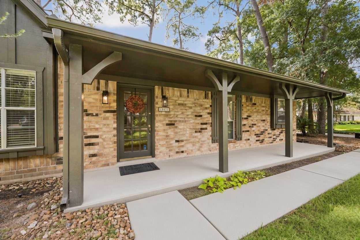 Sea Island Dr, Houston, TX 77069 #1