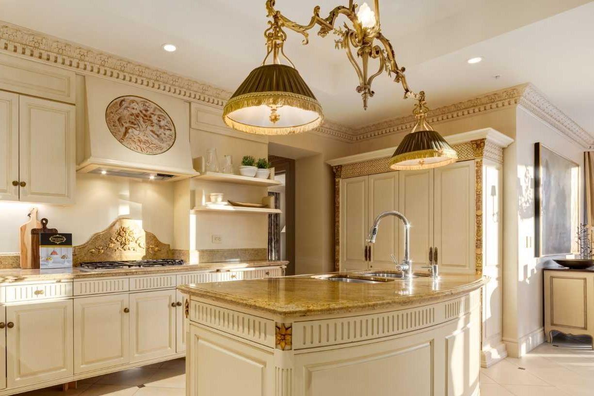 CALGARY, Alberta, T2P 5J9, CA, 2 Bedrooms Bedrooms, ,6 BathroomsBathrooms,Residential,For Sale,1987671