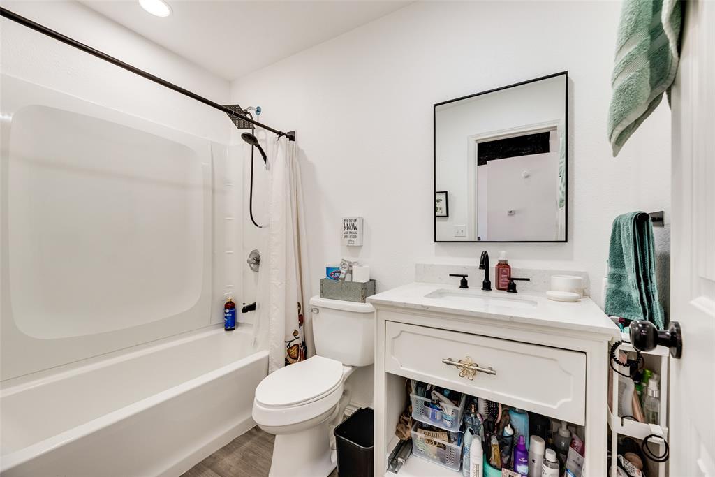 Royse City, Texas, 75189, United States, 4 Bedrooms Bedrooms, ,2 BathroomsBathrooms,Residential,For Sale,1987072