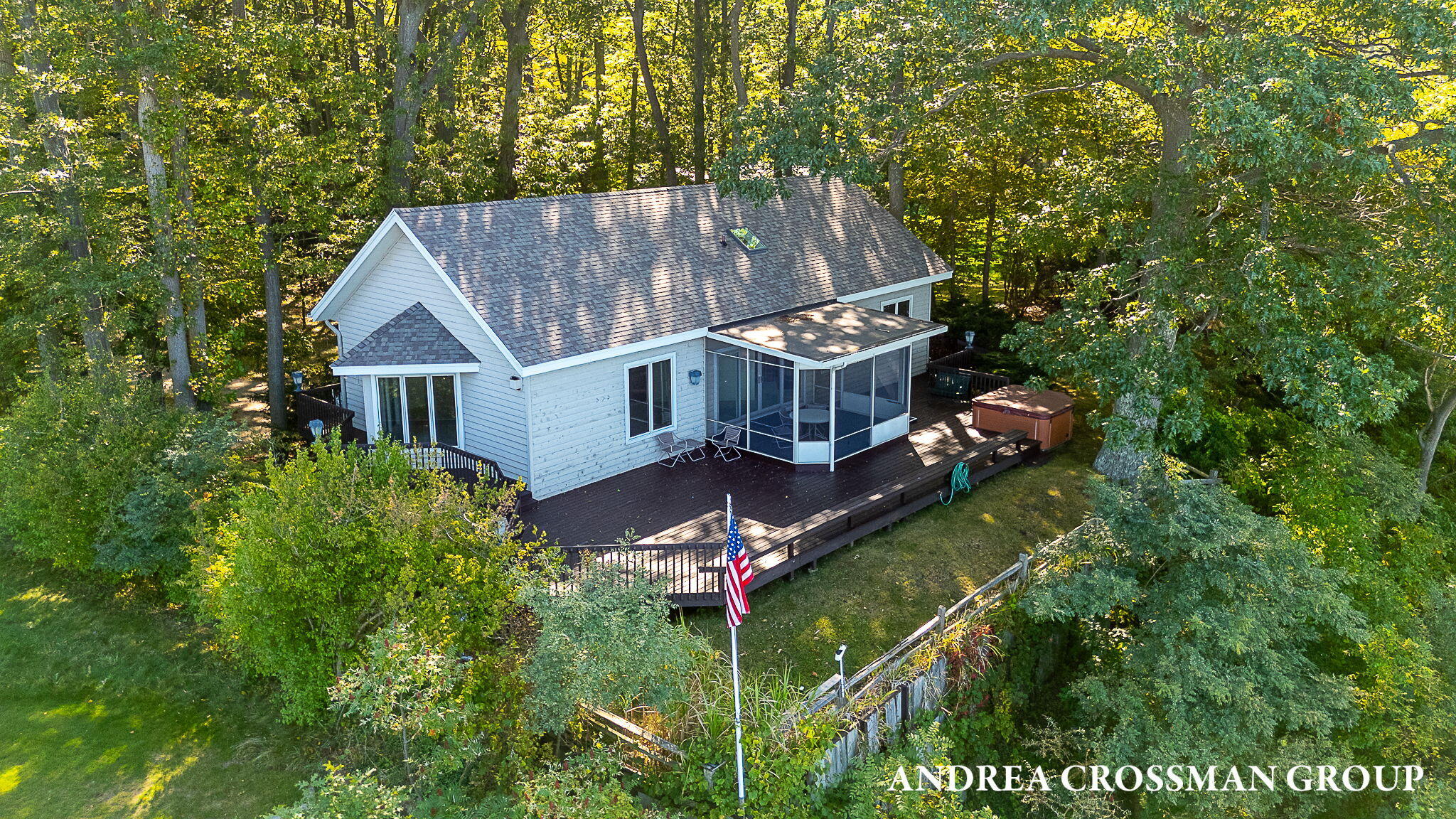 Fennville, Michigan, 49408, United States, 4 Bedrooms Bedrooms, ,3 BathroomsBathrooms,Residential,For Sale,1950968