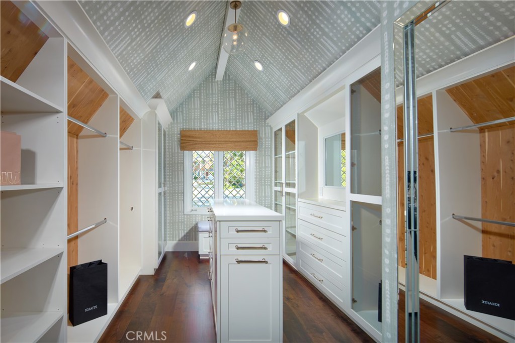 Newport Beach, California, 92660, United States, 5 Bedrooms Bedrooms, ,7 BathroomsBathrooms,Residential,For Sale,1847350