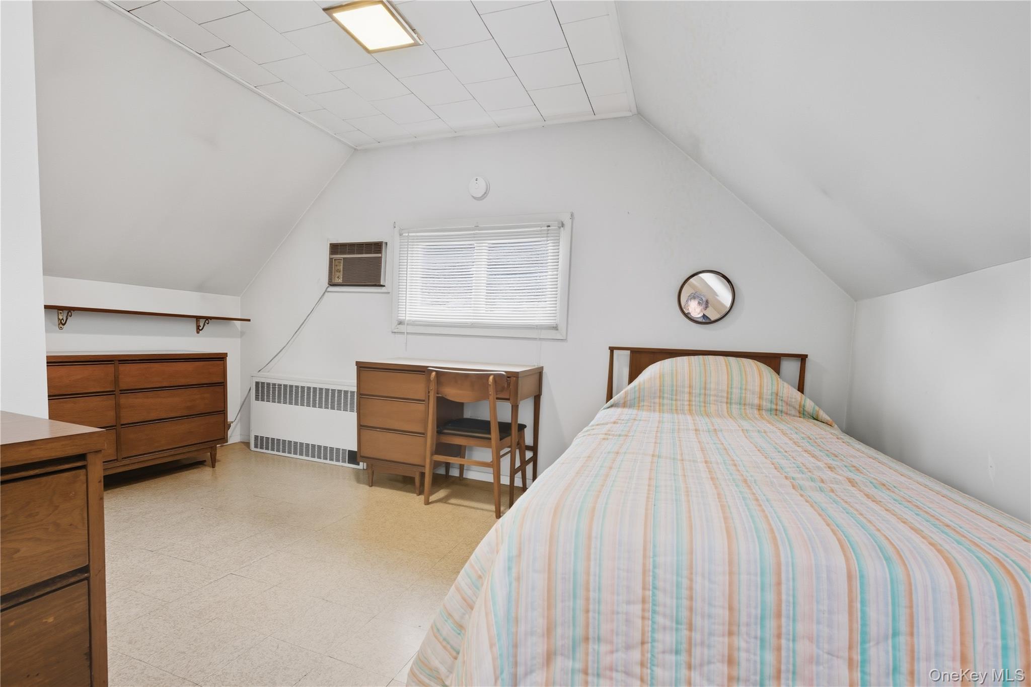 Levittown, New York, 11756, United States, 4 Bedrooms Bedrooms, ,1 BathroomBathrooms,Residential,For Sale,1987687