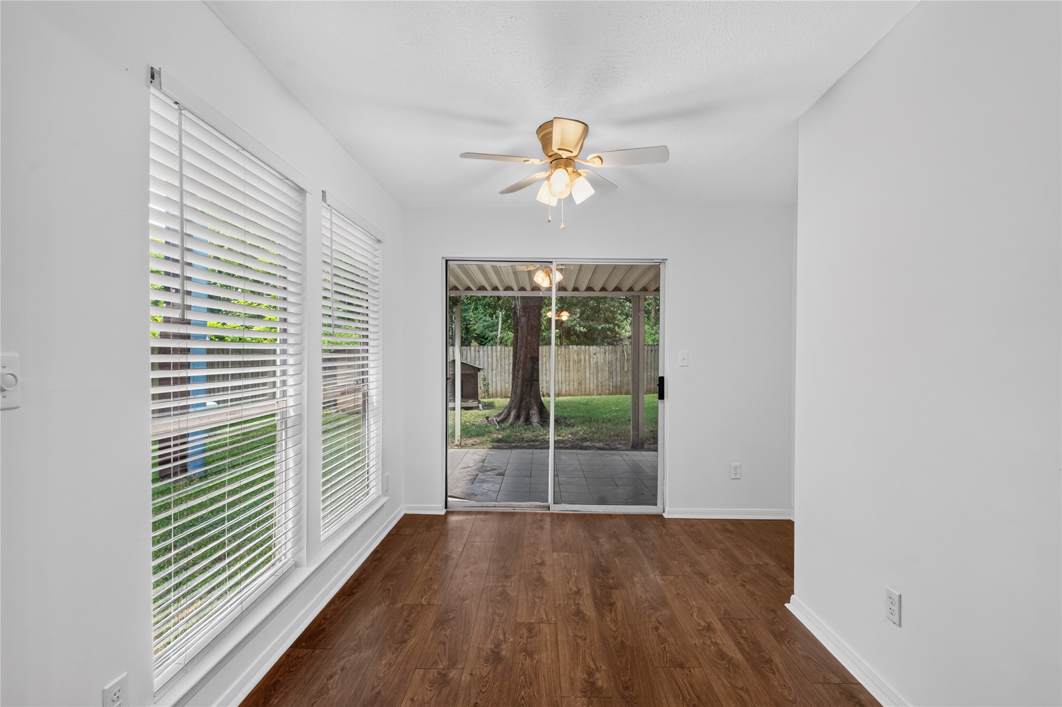  25223 Lynbriar Lane - 物件實景