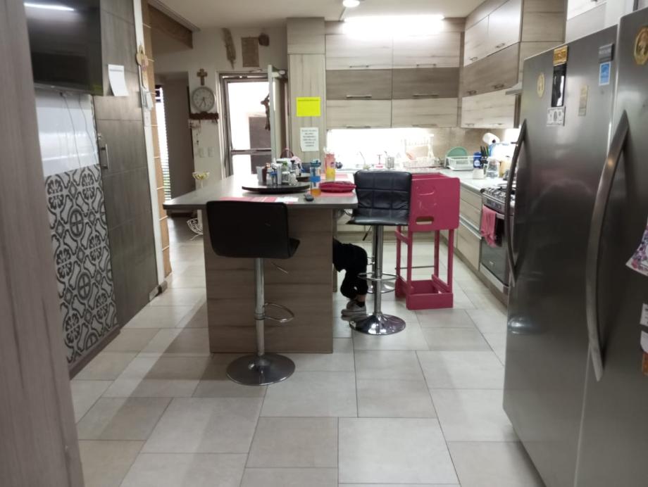 Nardos, Torreón, Coahuila, 27200, Mexico, 4 Bedrooms Bedrooms, ,5 BathroomsBathrooms,Residential,For Sale,Nardos,1498793