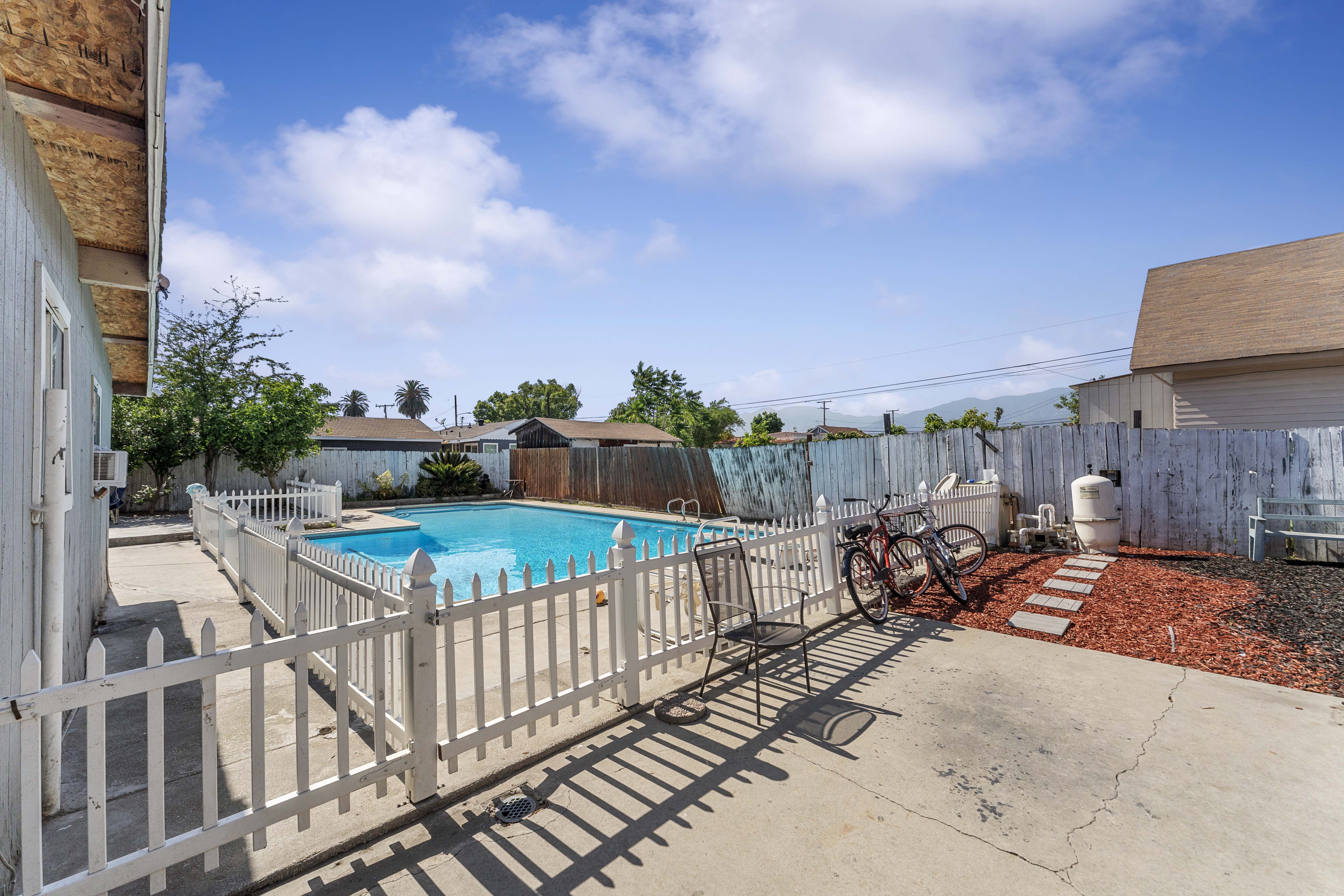 Baldwin Park, California, 91706, United States, 3 Bedrooms Bedrooms, ,2 BathroomsBathrooms,Residential,For Sale,1929080