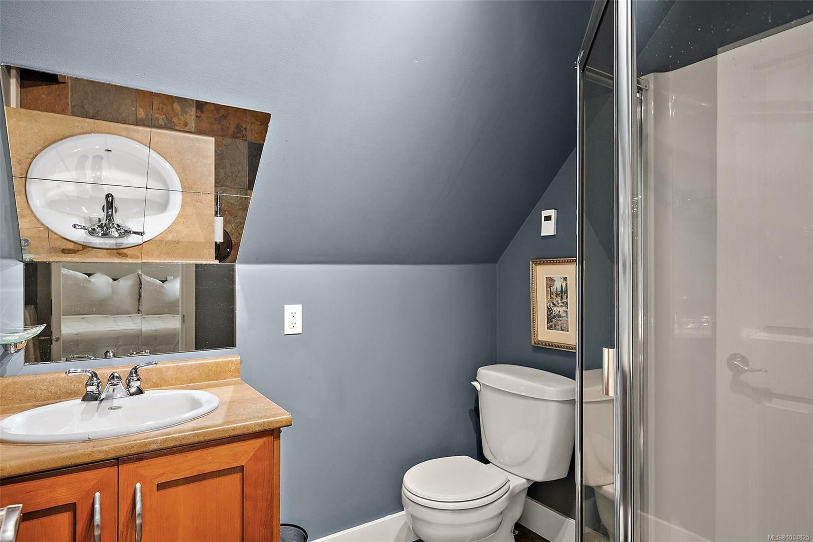 VIEW ROYAL, British Columbia, V9B 1A6, CA, 3 Bedrooms Bedrooms, ,Residential,For Sale,1883645