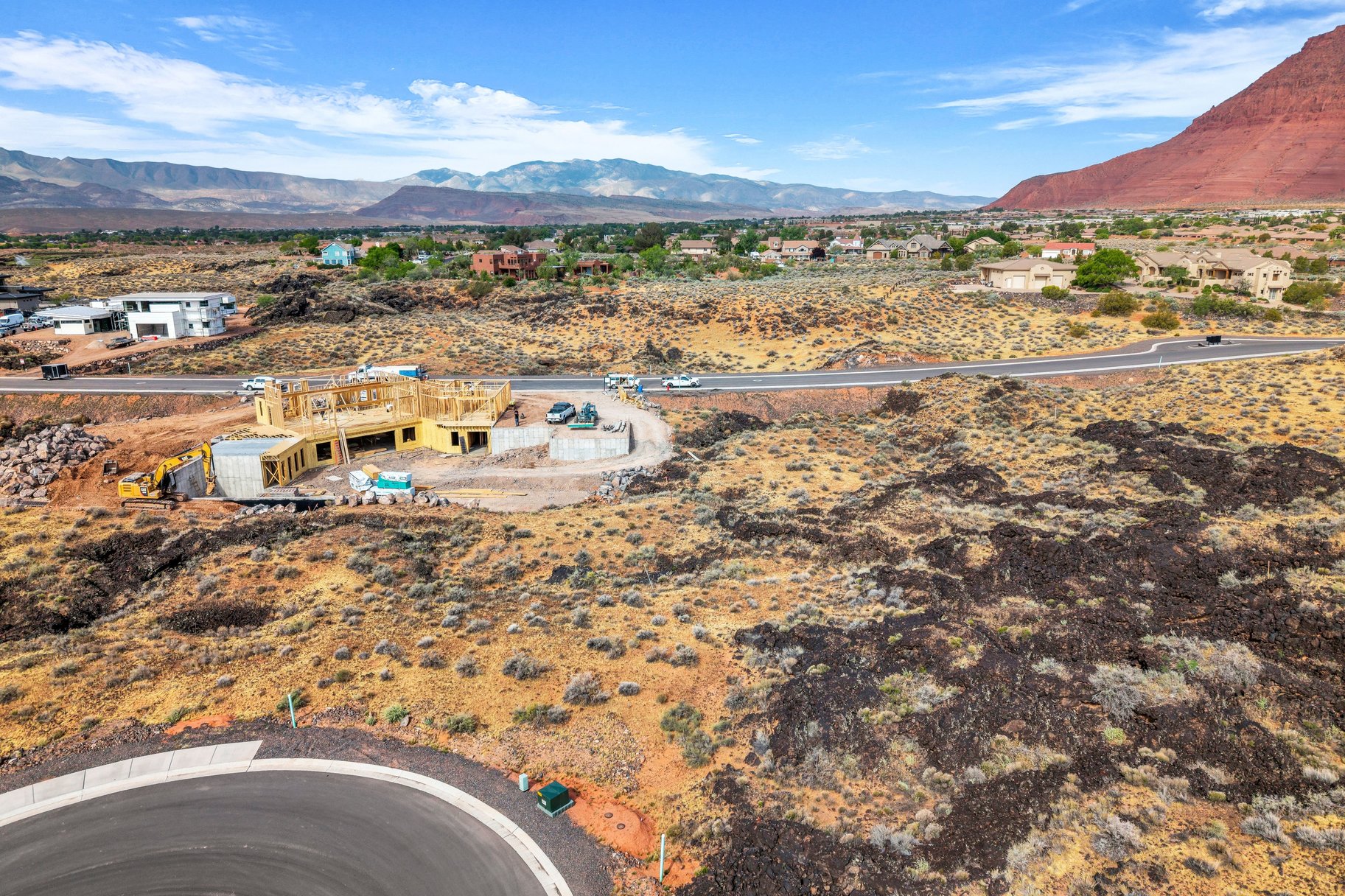  Large Lot at Black Desert Resort Zoned for Nightly Rental - 物件實景