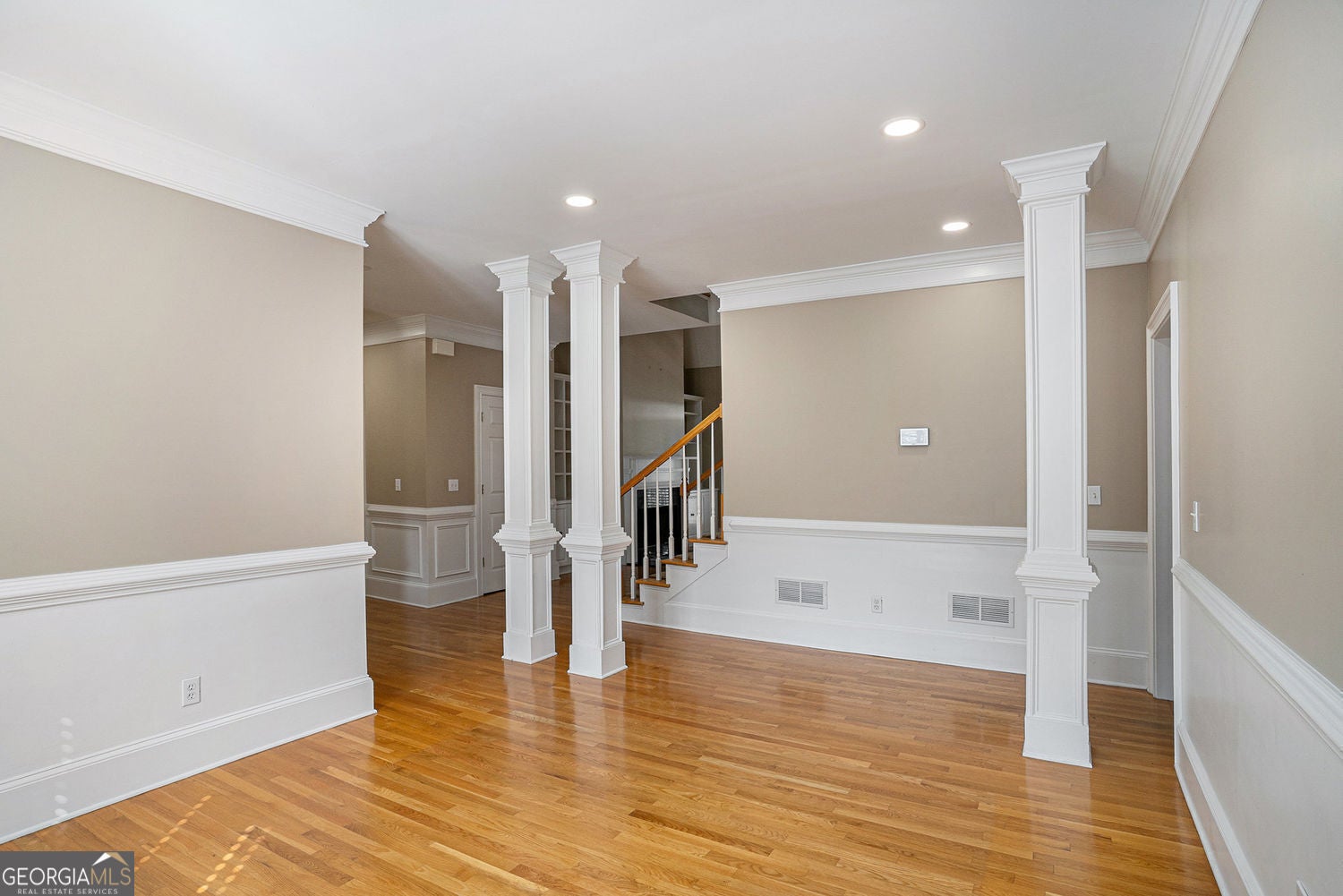 Covington, Georgia, 30014, United States, 5 Bedrooms Bedrooms, ,5 BathroomsBathrooms,Residential,For Sale,1953345