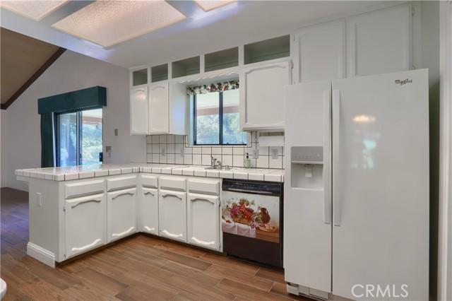 Ahwahnee, California, 93601, United States, 3 Bedrooms Bedrooms, ,2 BathroomsBathrooms,Residential,For Sale,1993896