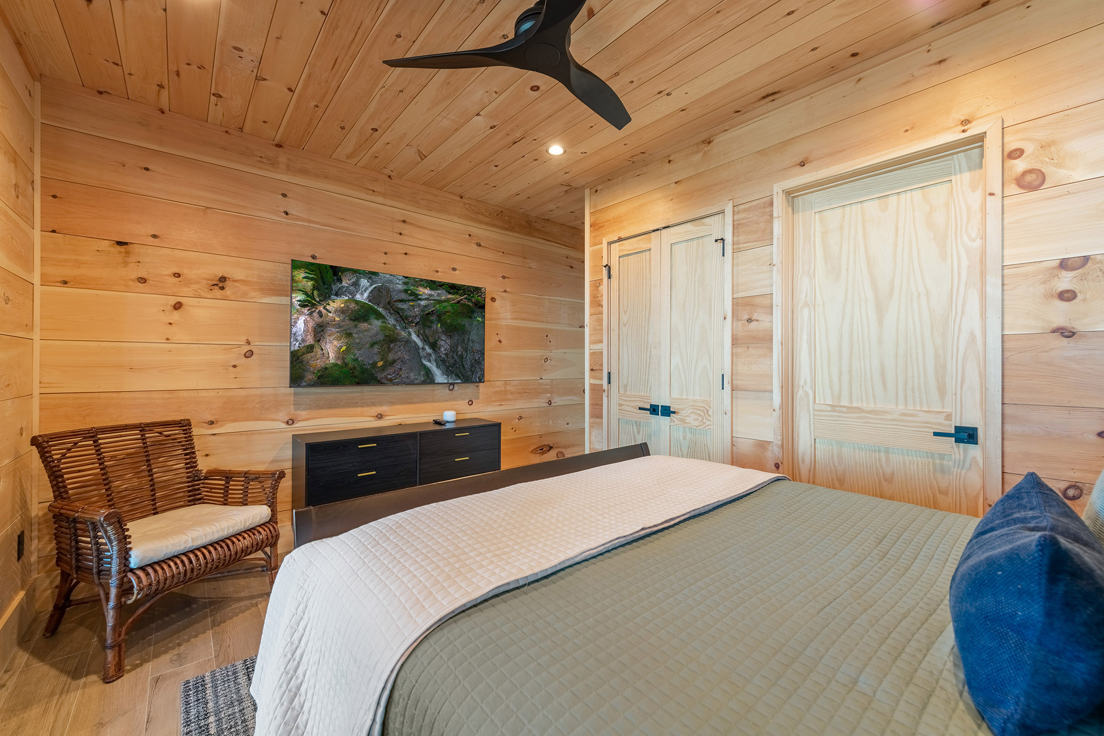  Contemporary Architectural Estate Overlooking Blue Ridge Lake - 物件實景