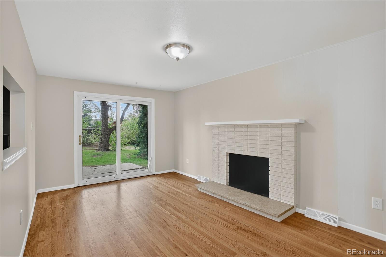 Broomfield, Colorado, 80020, United States, 5 Bedrooms Bedrooms, ,1 BathroomBathrooms,Residential,For Sale,1940768