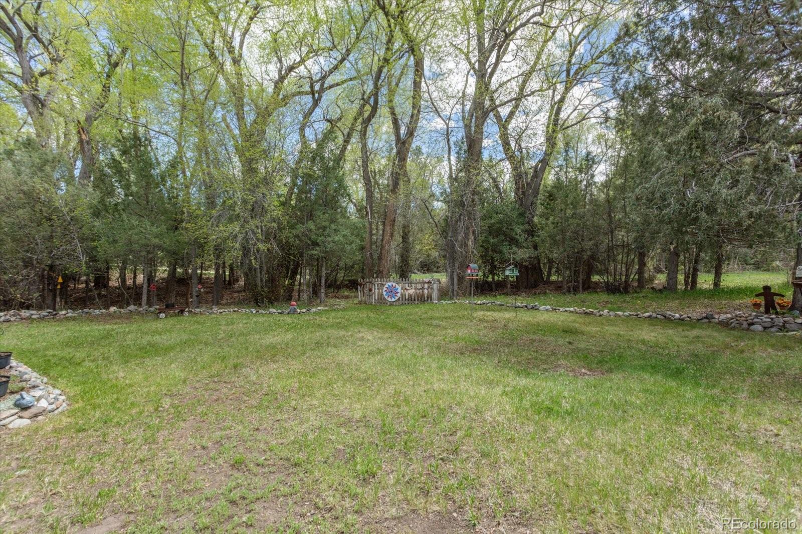 Howard, Colorado, 81233, United States, 3 Bedrooms Bedrooms, ,1 BathroomBathrooms,Residential,For Sale,1980067