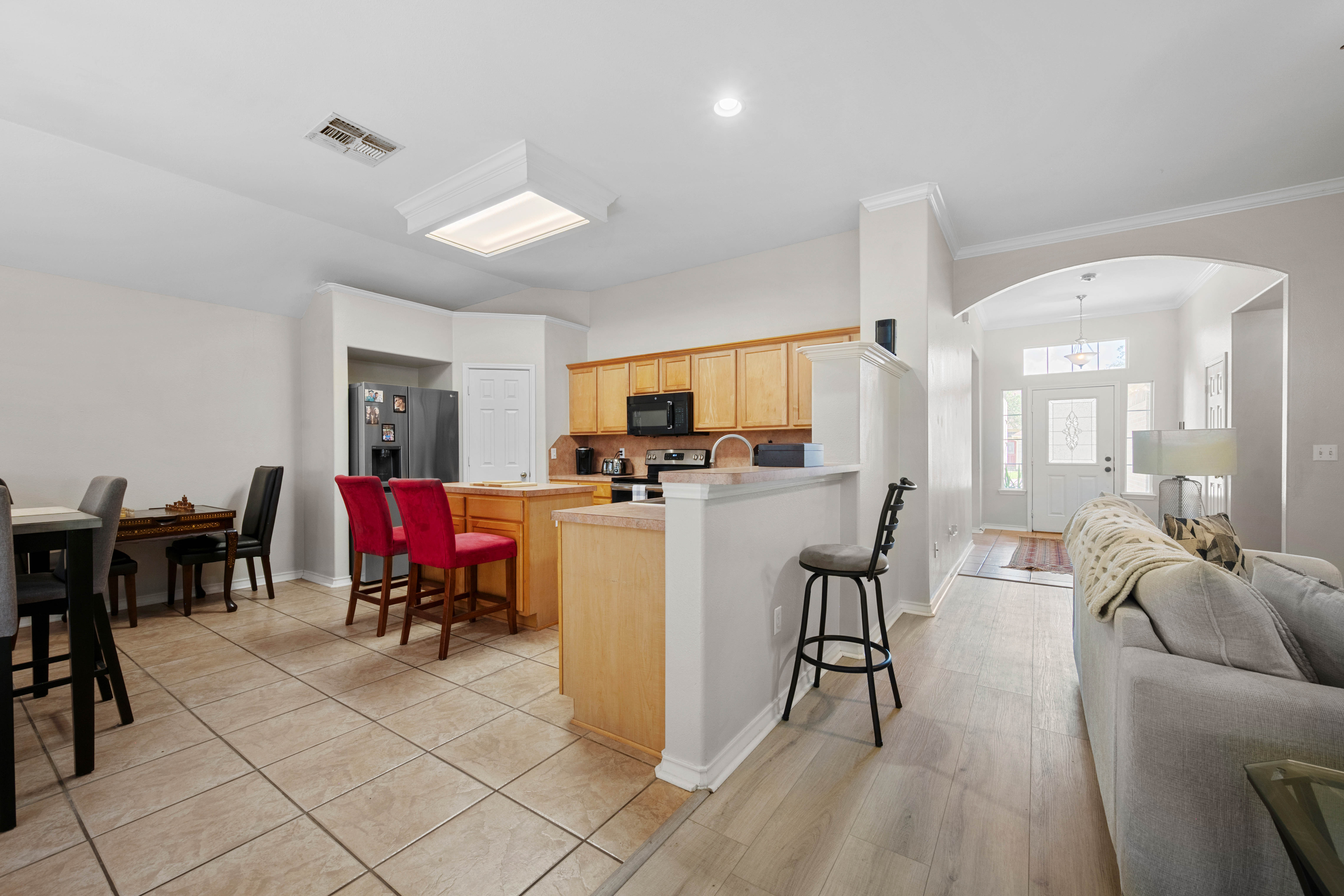  Spacious Home in Whistlers Cove - 物件實景