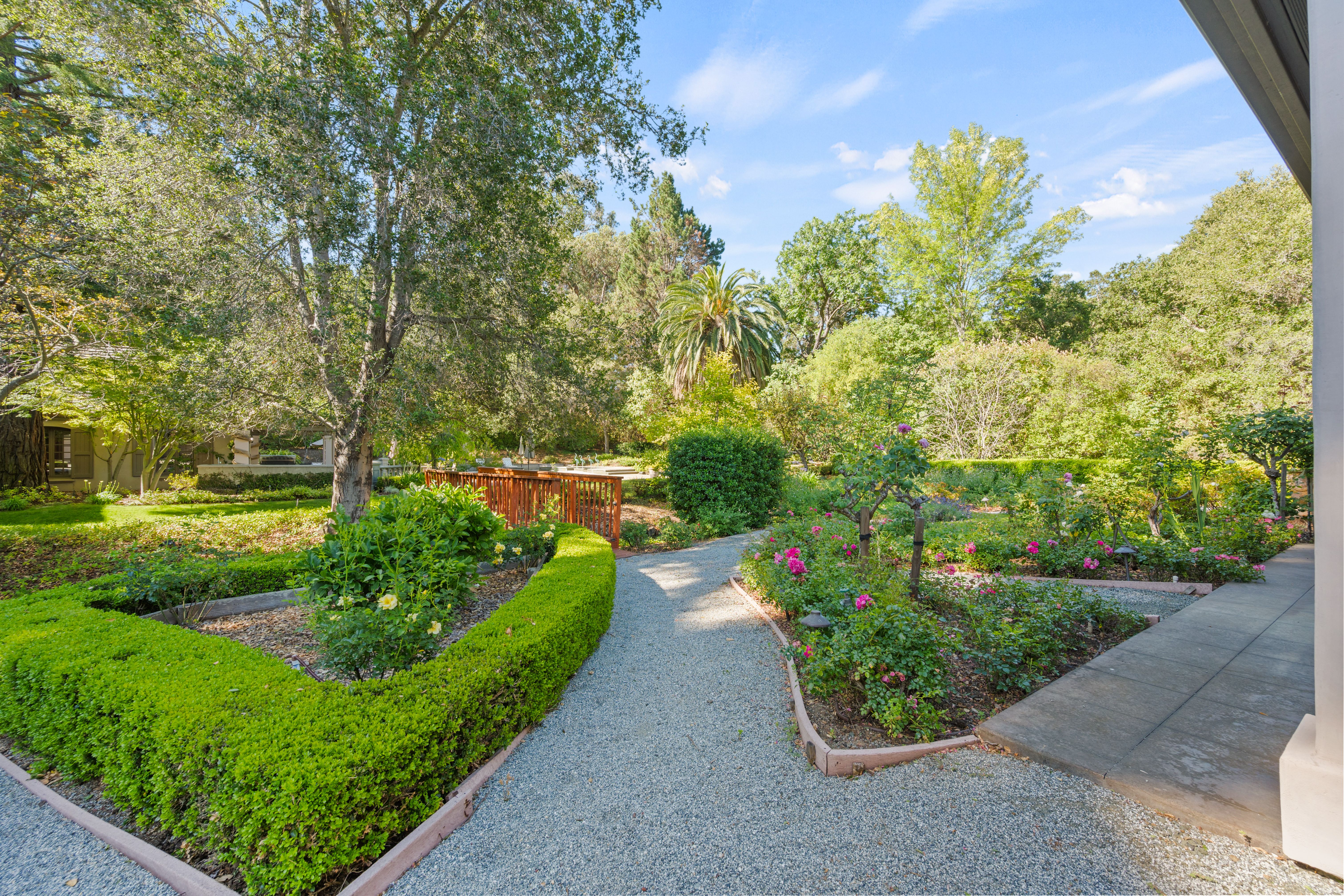  Extraordinary French Normandy Vineyard Estate - 物件實景