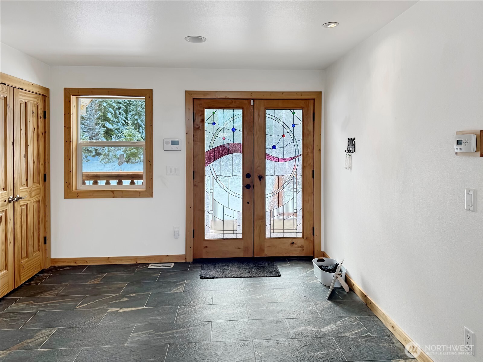 Cle Elum, Washington, 98922, United States, 3 Bedrooms Bedrooms, ,2 BathroomsBathrooms,Residential,For Sale,2001560