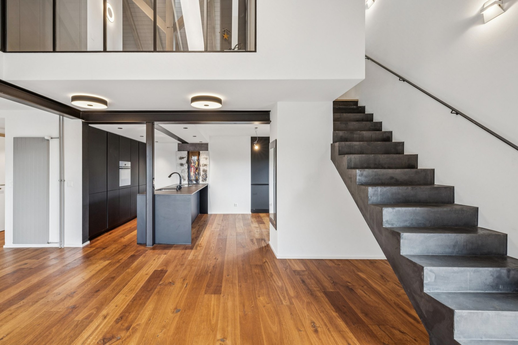  STUNNING, RENOVATED DUPLEX WITH LOTS OF CHARACTER - 物件實景