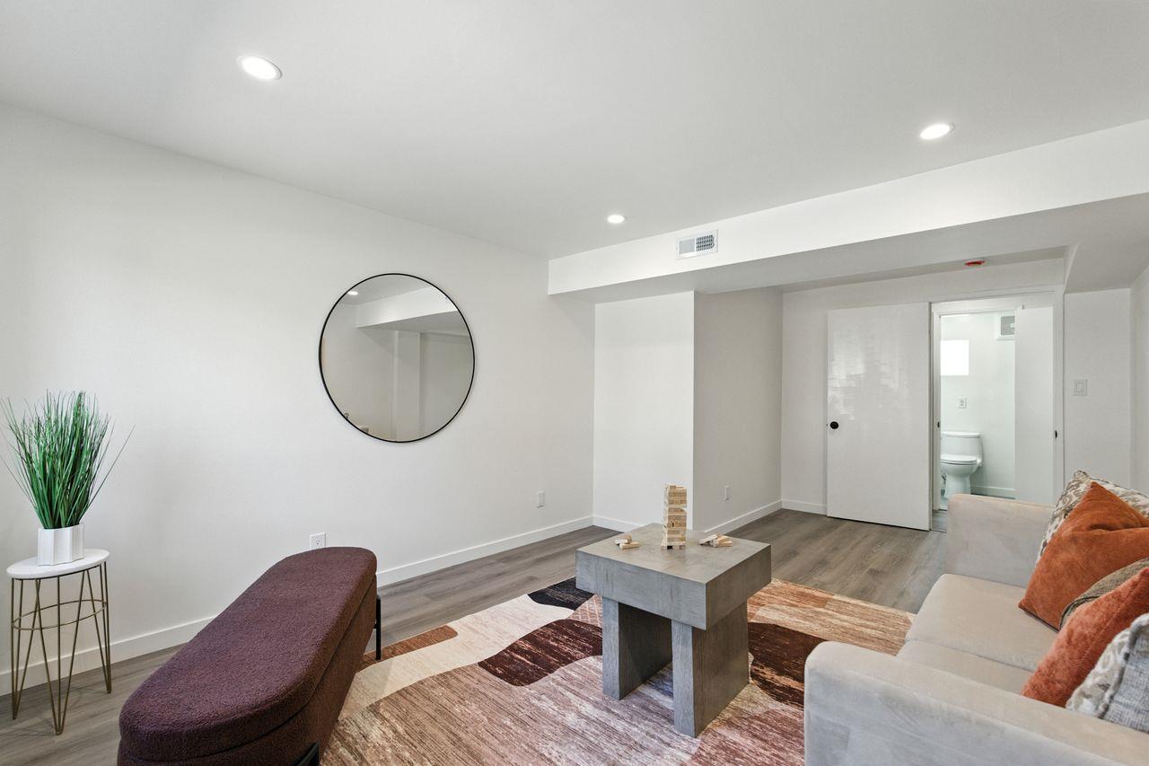 South San Francisco, California, 94080, United States, 4 Bedrooms Bedrooms, ,3 BathroomsBathrooms,Residential,For Sale,1951166