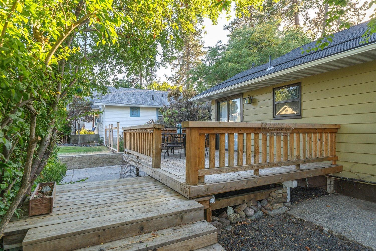 Spokane, Washington, 99203, United States, 3 Bedrooms Bedrooms, ,2 BathroomsBathrooms,Residential,For Sale,2001834