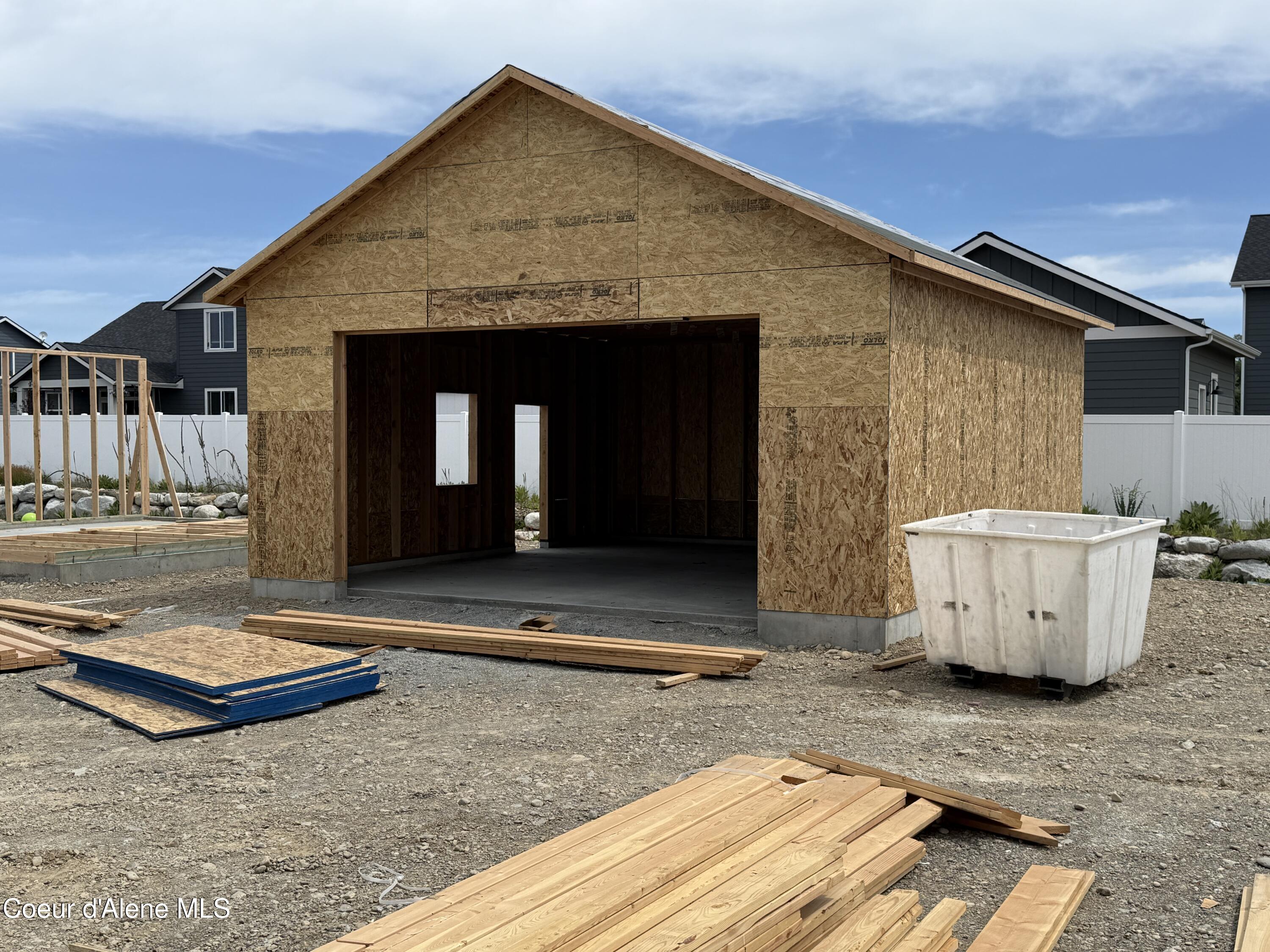 Post Falls, Idaho, 83854, United States, 5 Bedrooms Bedrooms, ,3 BathroomsBathrooms,Residential,For Sale,2048702