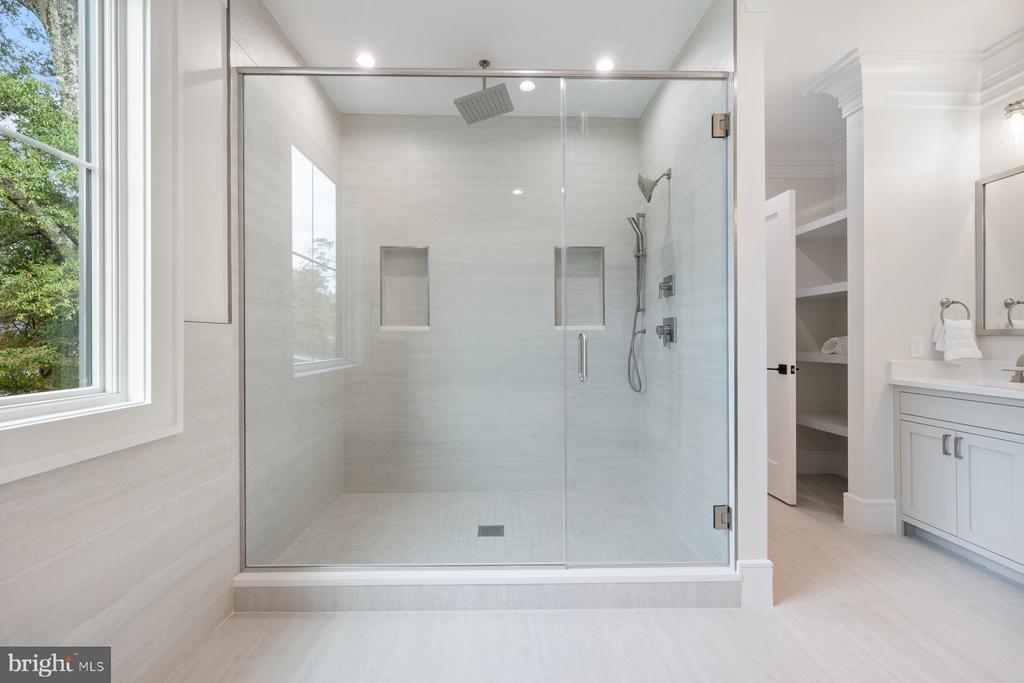 Chevy Chase, Maryland, 20815, United States, 6 Bedrooms Bedrooms, ,7 BathroomsBathrooms,Residential,For Sale,1976530