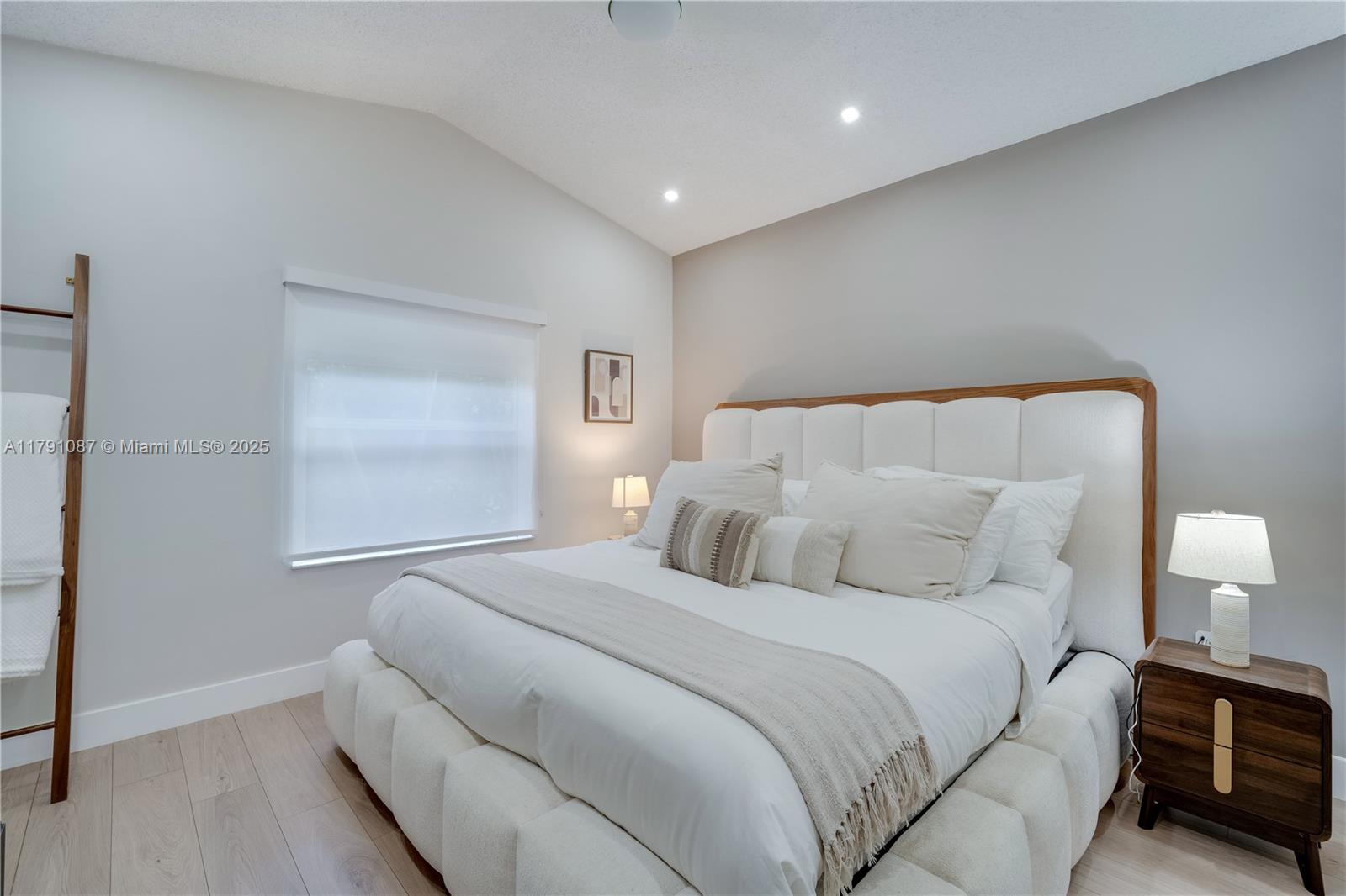 Doral, Florida, 33178, United States, 3 Bedrooms Bedrooms, ,2 BathroomsBathrooms,Residential,For Sale,1795059