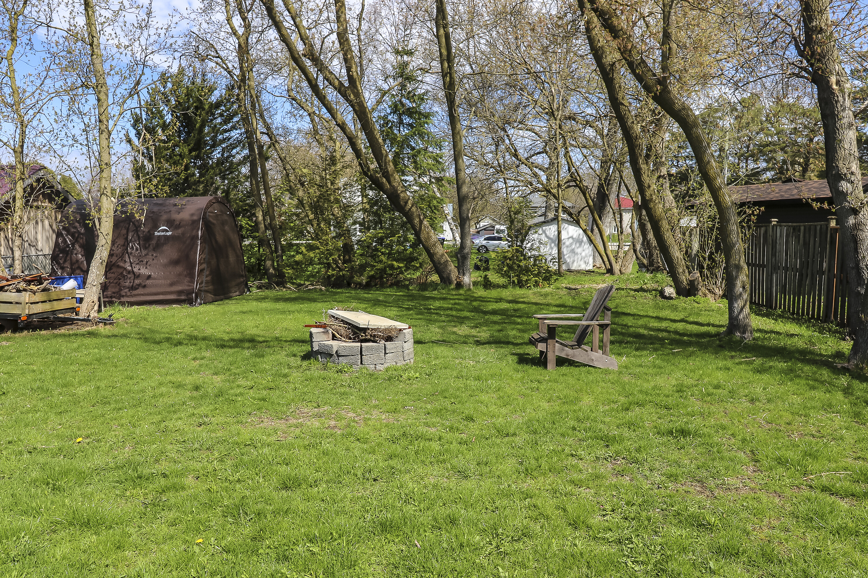  Raised Bungalow in Stayner - 物件實景