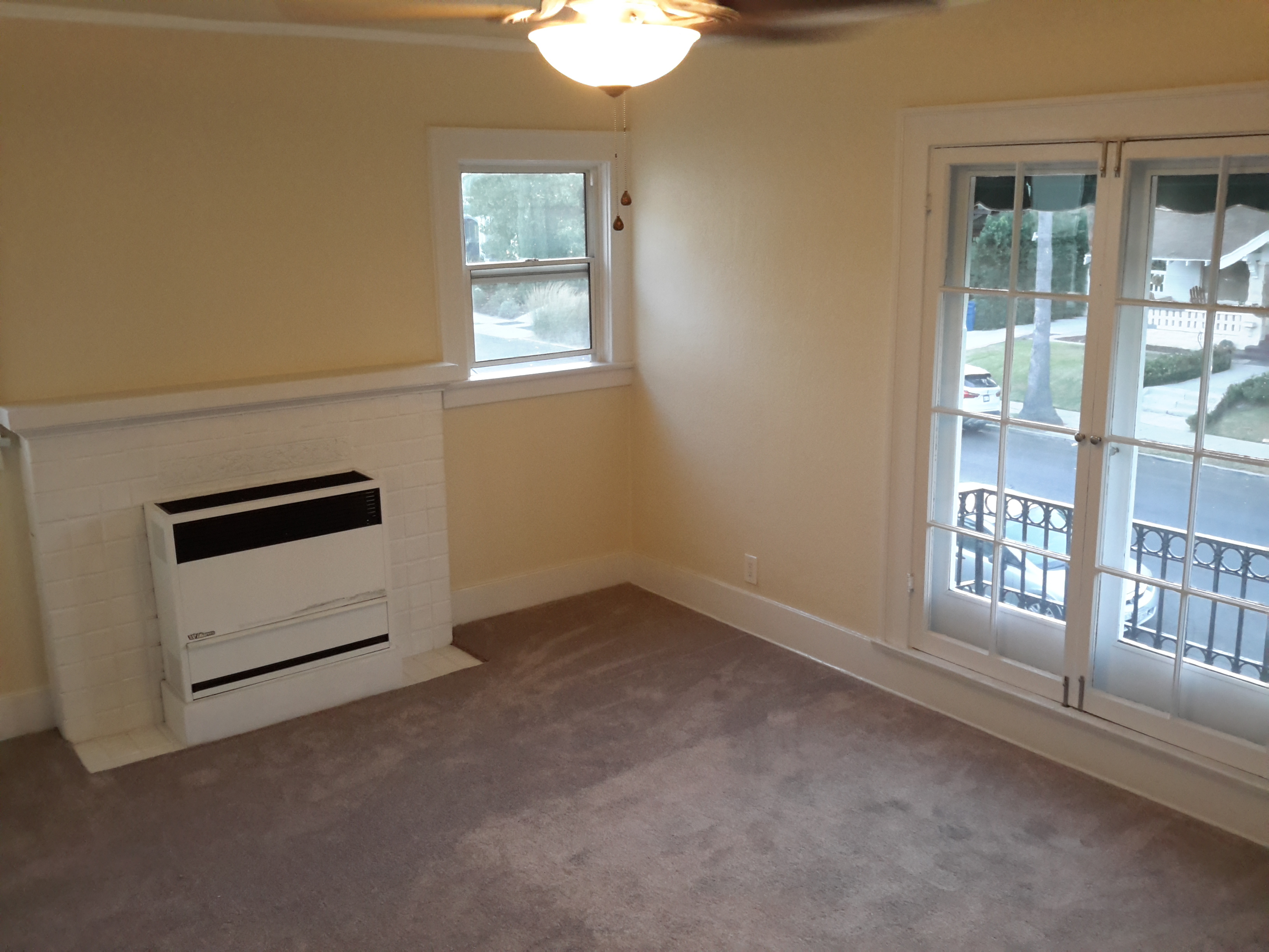Los Angeles, California, 90019, United States, 8 Bedrooms Bedrooms, ,4 BathroomsBathrooms,Residential,For Sale,1864007